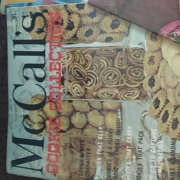McCall's cook books - Picture 2 of 5